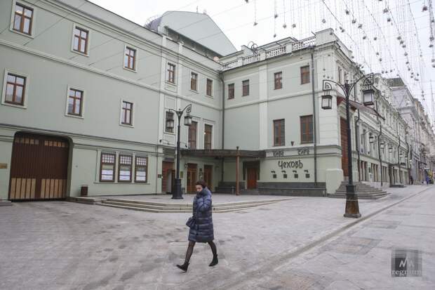 Представитель МХАТ отказался комментировать слухи о новом главе