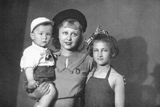 Янина Жеймо: чем закончилась для советской Золушки поездка в карете принца