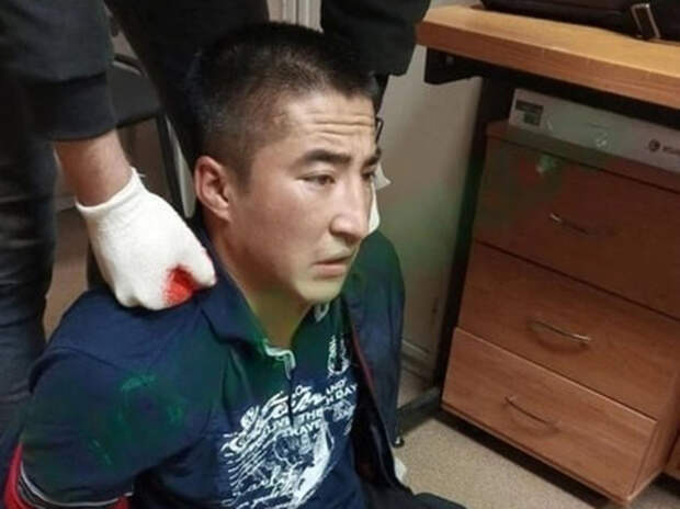 Обвиняемый в двойном убийстве с обезглавливанием прилетел из Узбекистана накануне