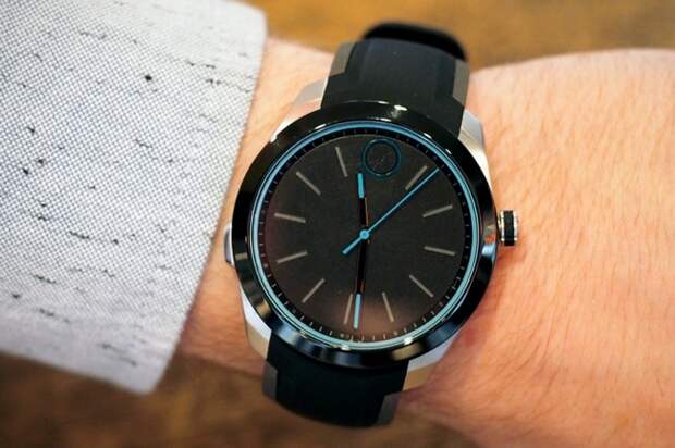 Movado в содружестве с HP представили свои умные часы