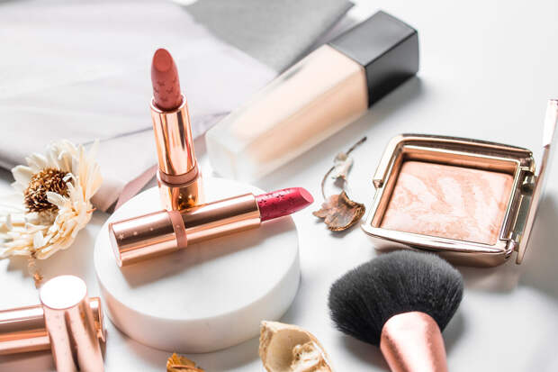 В "России православной" раскритиковали продажу косметики с церковной тематикой