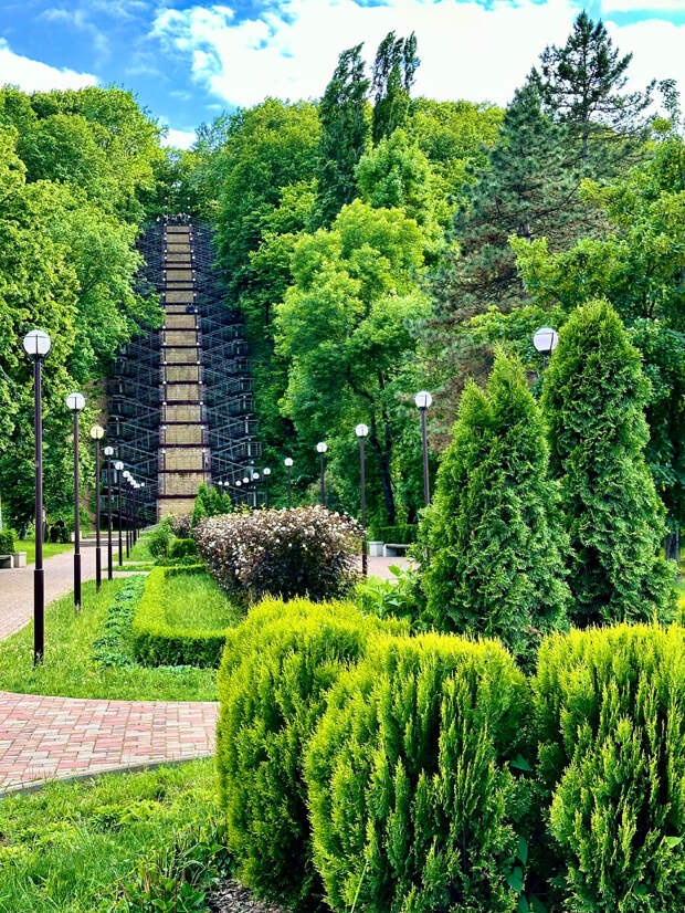 Лестница Мэздах