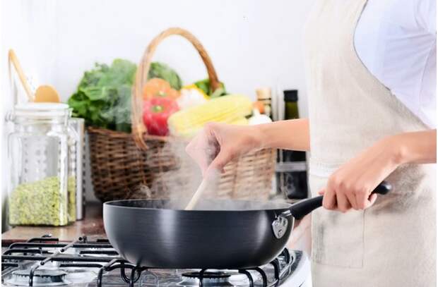 Ошибки на кухне, которые могут испортить еду Ошибки на кухне, которые могут испортить еду