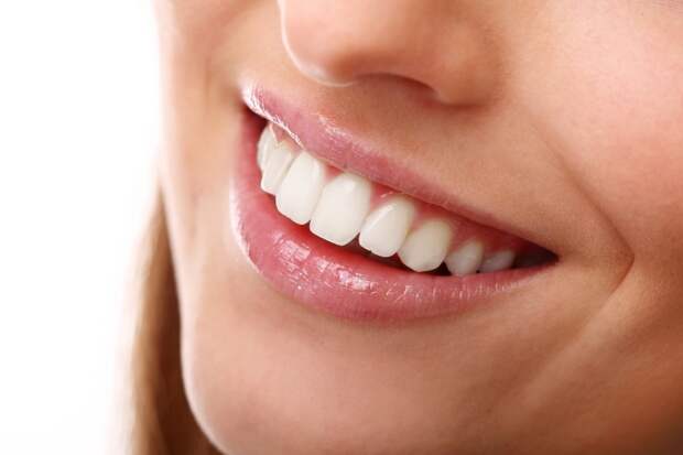 Правда ли, что пищевая сода отбеливает зубы?