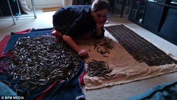 Шестилетняя девочка во время "магнитной рыбалки" выловила из реки 3 тысячи снарядов находка, открытие, патроны, полиция, расследование, рыбалка, снаряды, фото