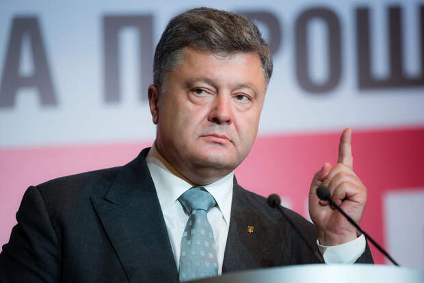 Украинские СМИ: Пётр Порошенко задумался о походе на Москву