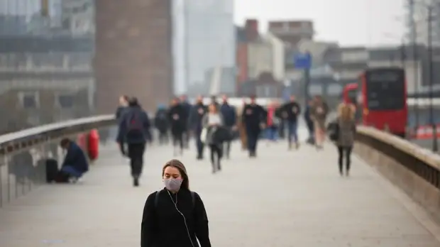 В Британии за сутки выявили более 39 тысяч случаев коронавируса