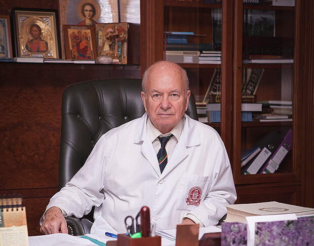 Академик Александр Федорович Черноусов