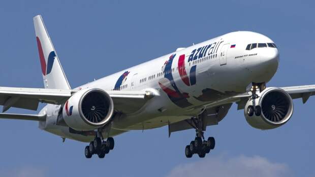 Пассажирский Boeing-767 загорелся при посадке в Барнауле Пассажирский Boeing-767 загорелся при посадке в Барнауле