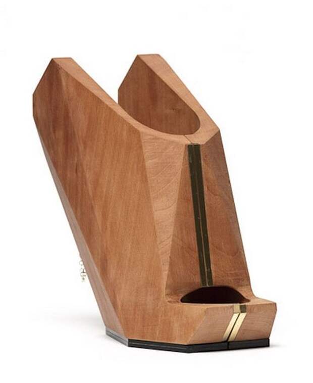 Креативная обувь из дерева