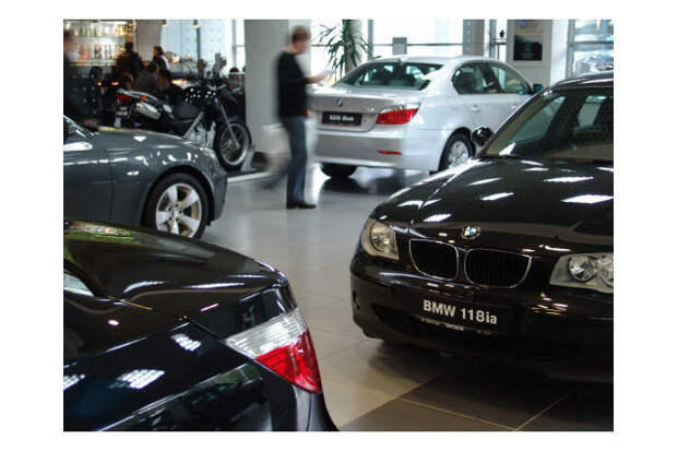 Чистая прибыль BMW в первом полугодии выросла почти в 13 раз