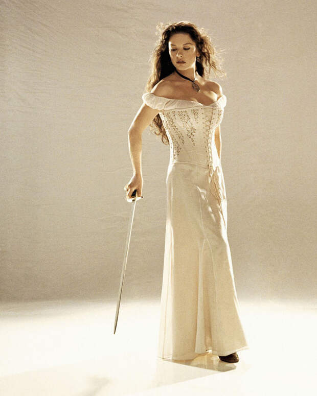 Кэтрин Зета-Джонс (Catherine Zeta-Jones) в фотосессии для фильма «The Mask of Zorro» (1998), фото 3