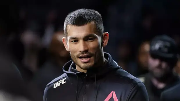 Узбекский боец Мурадов рассказал, как получил гражданство лишь в 20 лет