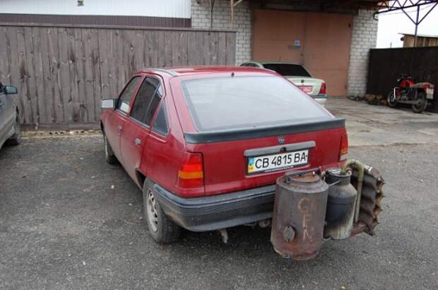 Opel на дровах: Экологичный транспорт