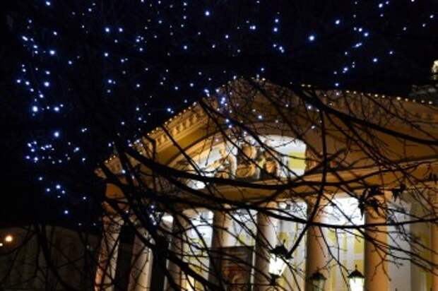 Ремонт Синих мостов, выпадение из окна и перекрытие Кутузова: главное за день