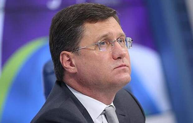Александр Новак заявил о снижении расчётов в долларах и евро за российскую нефть