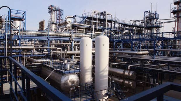 "Ъ": НПЗ с февраля готовятся возобновить экспорт бензина