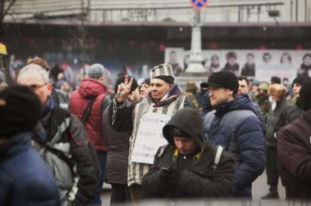 Киевляне за чистый город и против фашистов