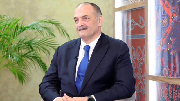 Глава Дагестана ответил на слухи об отставке цитатой из советского фильма