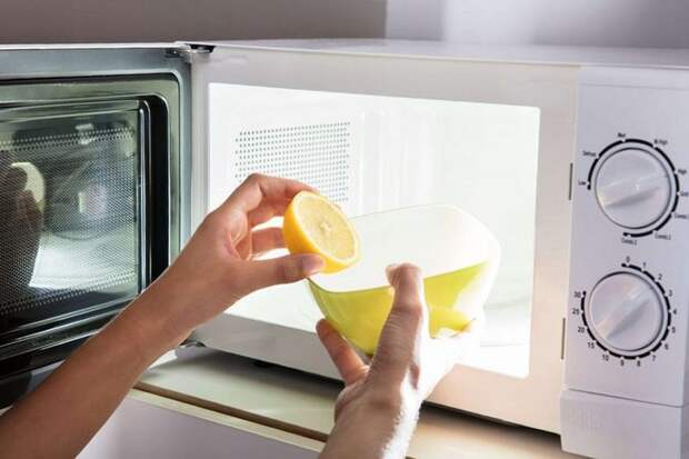 Применение лимона для очистки микроволновки