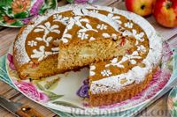 Фото к рецепту: Манник на кефире, с яблоками (без яиц)