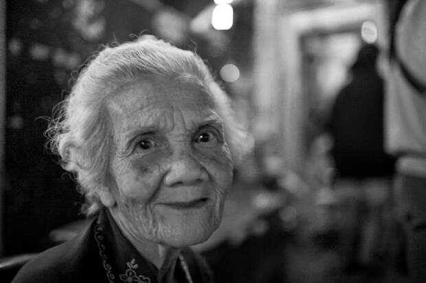 elderly05 800x533 15 лучших фотографий старости, заставляющих задуматься