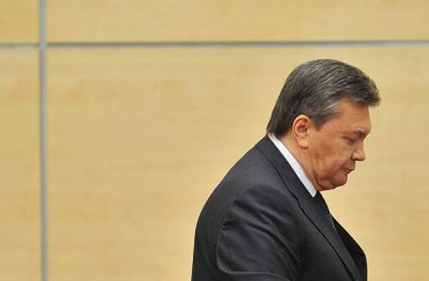 Внезапно: Порошенко потребовал вернуть Януковичу звание президента