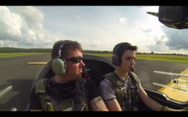This Guy Takes His “Friends” In an Airplane, What Happens Next is Messed Up