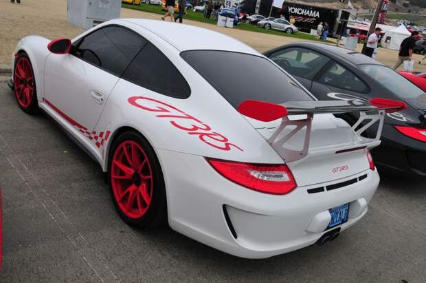 Фотоотчет с Porsche Rennsport Reunion 4 (91 фото)
