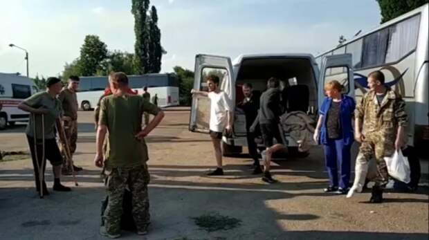 Вернувшиеся из плена военнослужащие ВС РФ рассказали о пытках
