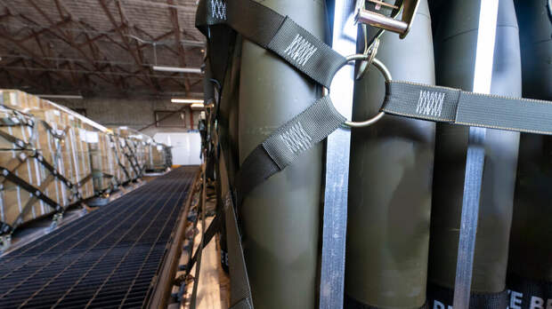 В ЕП назвали возможное появление ядерного оружия у Киева риском для Европы