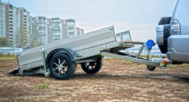 Как ездить на легковушке с прицепом, чтобы не лишиться «прав»