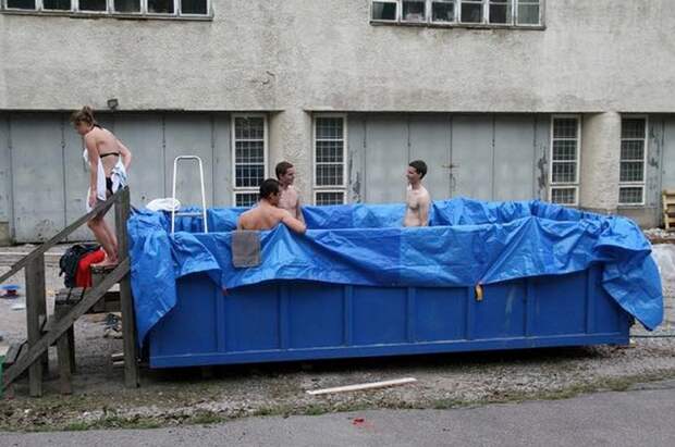 20. Пустой мусорный контейнер может стать отличным бассейном бассейн, своими руками