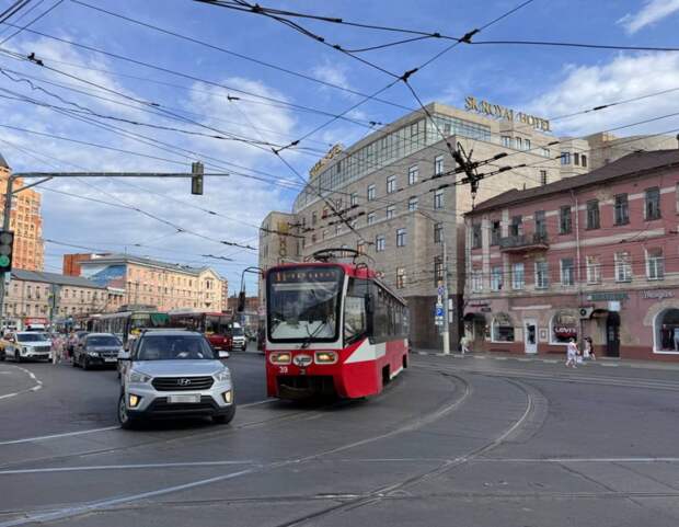 В Туле утром 31 мая встали трамваи на улице Советской