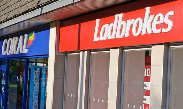 Ирландские власти приступили к рассмотрению сделки о слиянии Ladbrokes и Coral