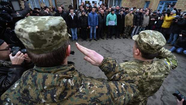Handelsblatt: призывники бегут с Украины - кто на Запад, кто на Восток Handelsblatt: призывники бегут с Украины - кто на Запад, кто на Восток