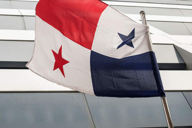 Морская администрация Панамы: танкер Bella 1 более не ходит под панамским флагом