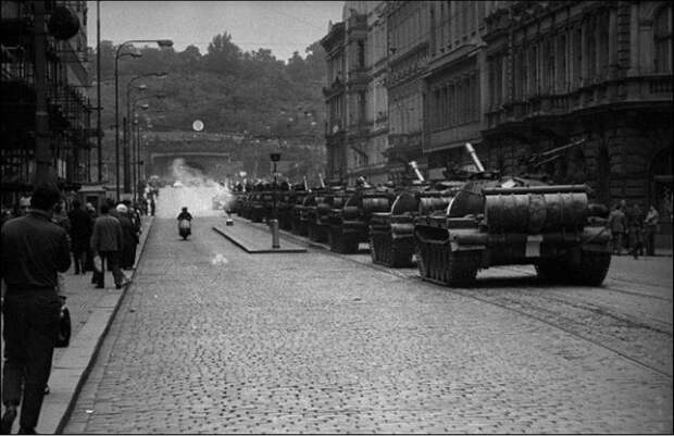 Dunaj19 Операция Дунай   взгляд на вторжение в Чехословакию 45 лет спустя