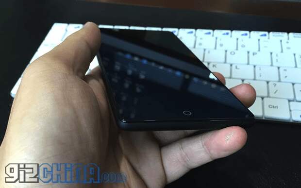 смартфон Elephone