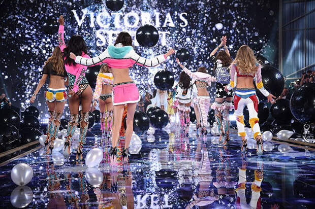 Как прошло фэшн шоу Victoria Secret 2014 в Лондоне 