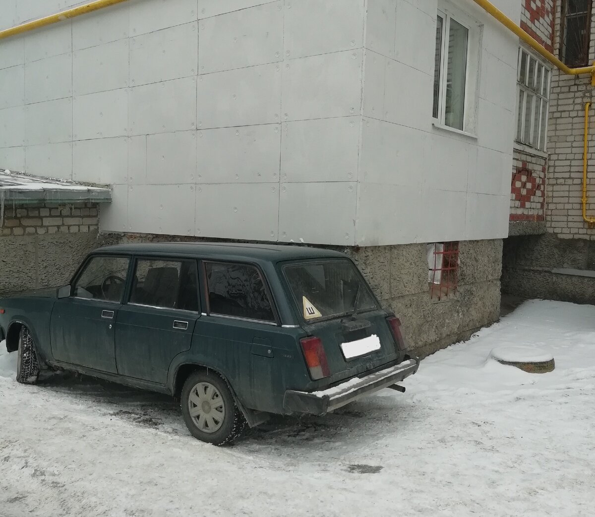 Ретро-машина, тарахтящая под окнами в 8:00 утра 8 марта!