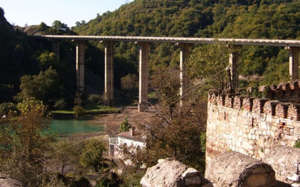 10 самых красивых дорог России 10 самых красивых дорог России