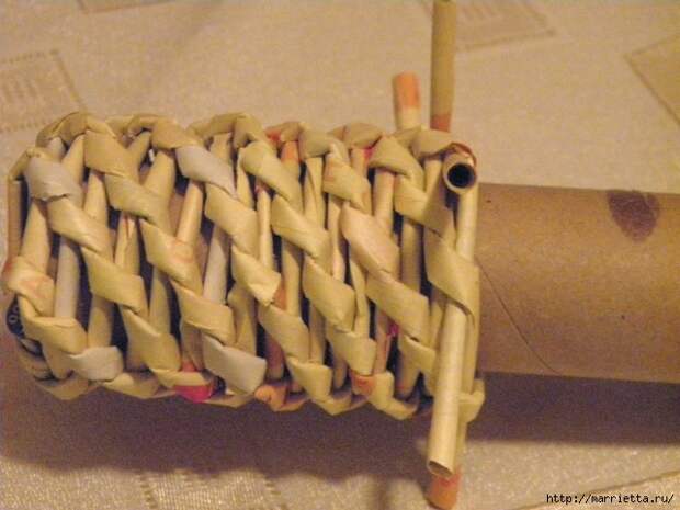 плетение из газет. венок спиральным плетением для пасхального декора (17) (640x480, 148Kb)