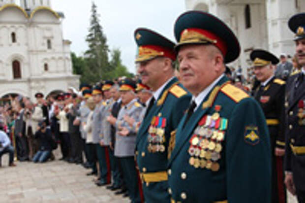 Торжественная церемония выпуска суворовцев  Московского суворовского военного училища в Кремле. 20.06.2015