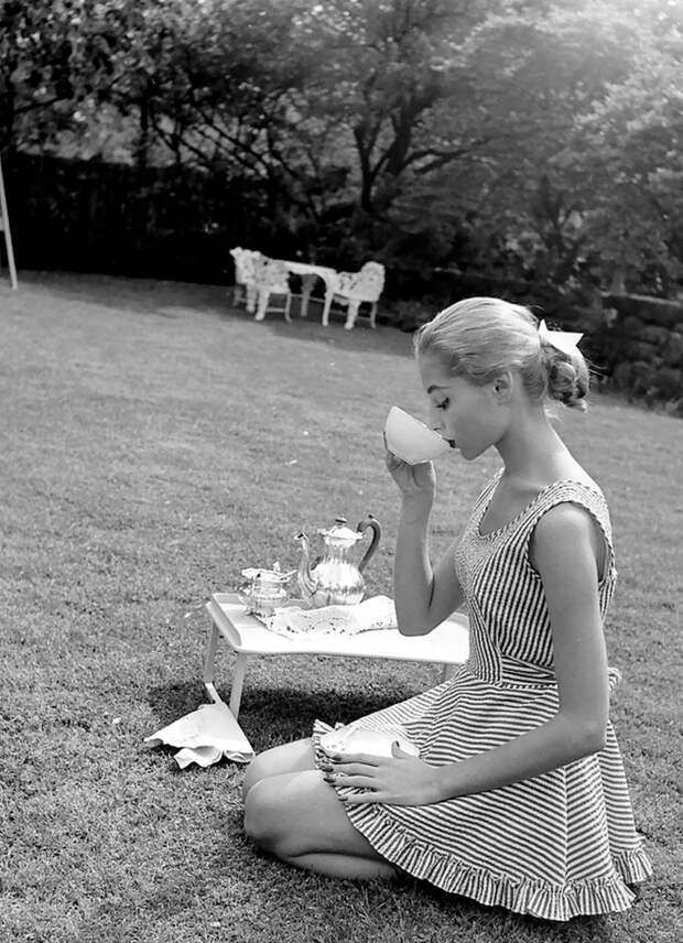 1940s And 1950s Fashion Photography By Nina Leen