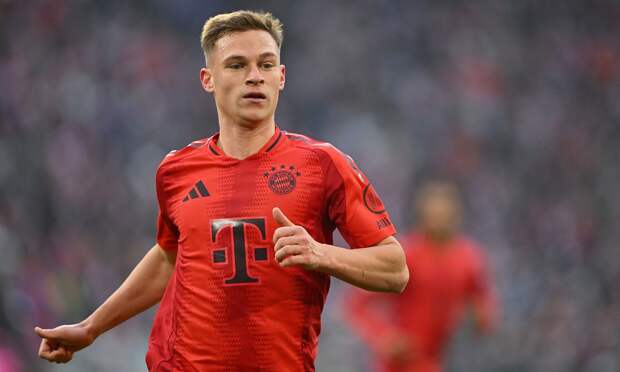 Почему все фанатеют от Киммиха? Лидер «Баварии» стал главным героем соцсетей благодаря своему менталитету