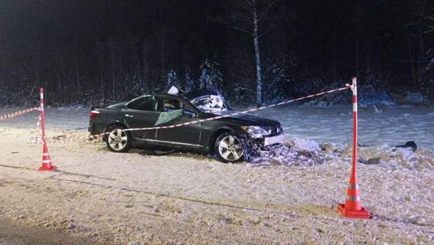 В Новгородской области при ДТП на трассе М-10 погибла девушка
