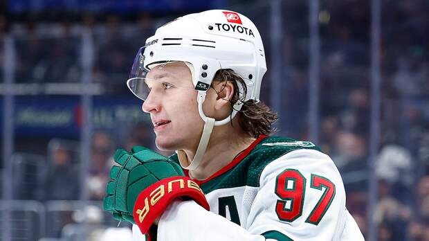 Капризов оторвался от Кучерова в гонке снайперов сезона НХЛ среди россиян