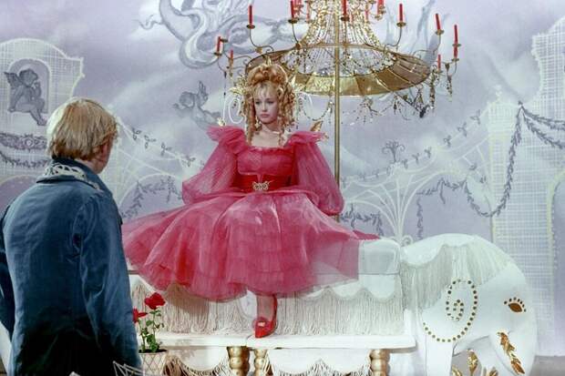 Кадр из фильма «Старая, старая сказка»