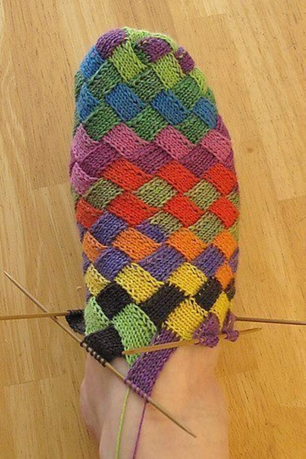 Вязаные носки в стиле «энтрелак»